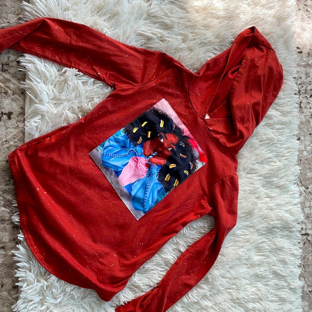 Girl’s fashion statement hoodie